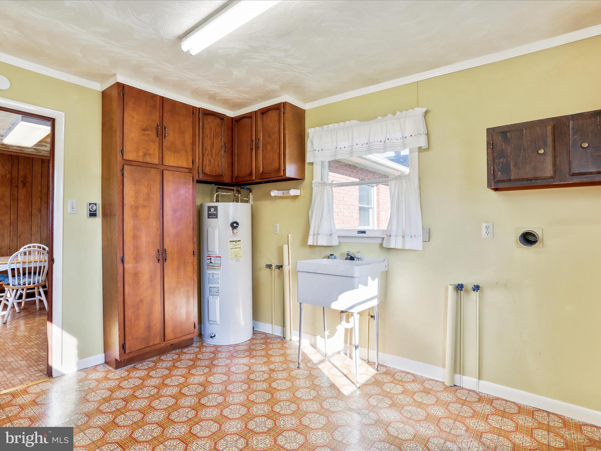 205 South George Street Ranson, WV 25438 - Photo 18 of 31 Large laundry room off kitchen