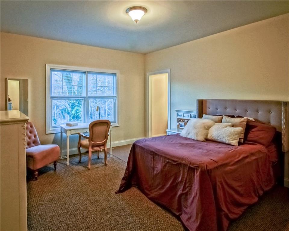 139 Guyasuta Road Pittsburgh, PA 15215 - Photo 11 of 25 Gallery Image 11