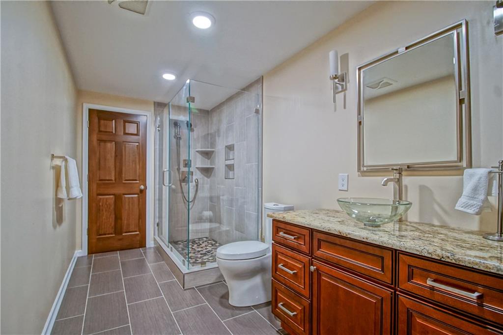 139 Guyasuta Road Pittsburgh, PA 15215 - Photo 17 of 25 Gallery Image 17
