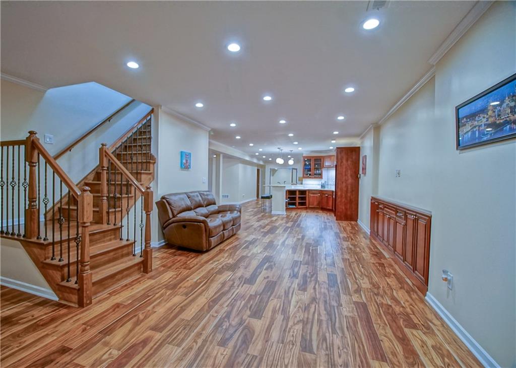 139 Guyasuta Road Pittsburgh, PA 15215 - Photo 18 of 25 Gallery Image 18