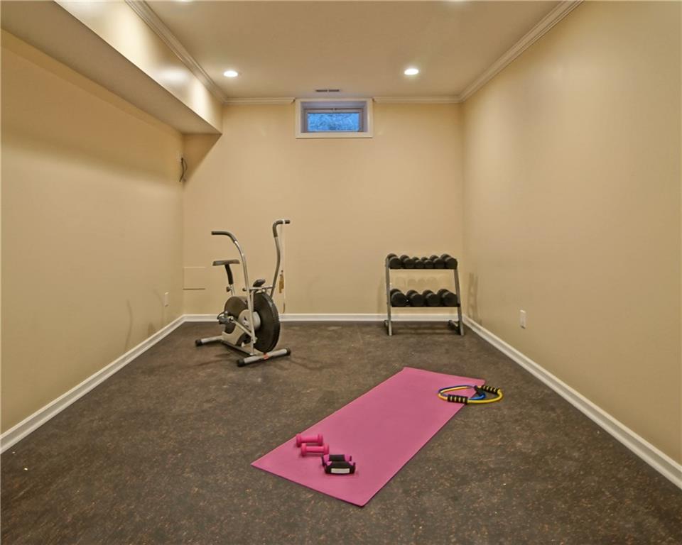 139 Guyasuta Road Pittsburgh, PA 15215 - Photo 22 of 25 Gallery Image 22