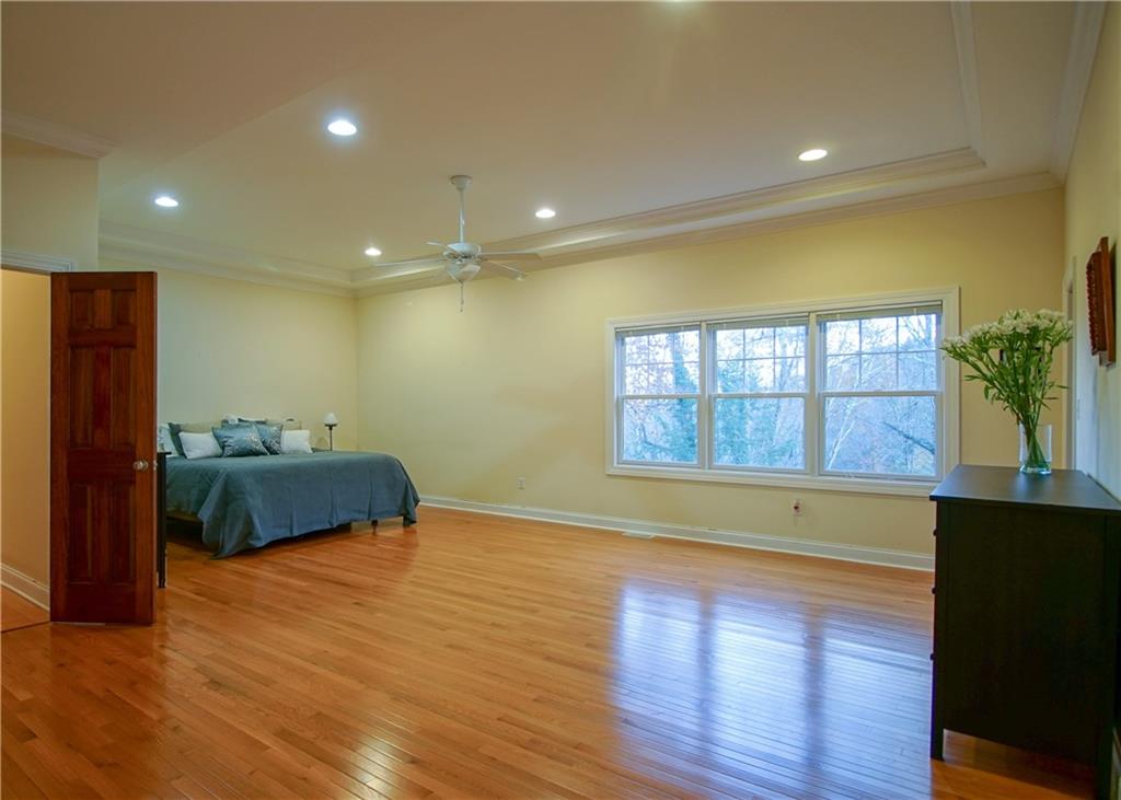 139 Guyasuta Road Pittsburgh, PA 15215 - Photo 8 of 25 Gallery Image 8