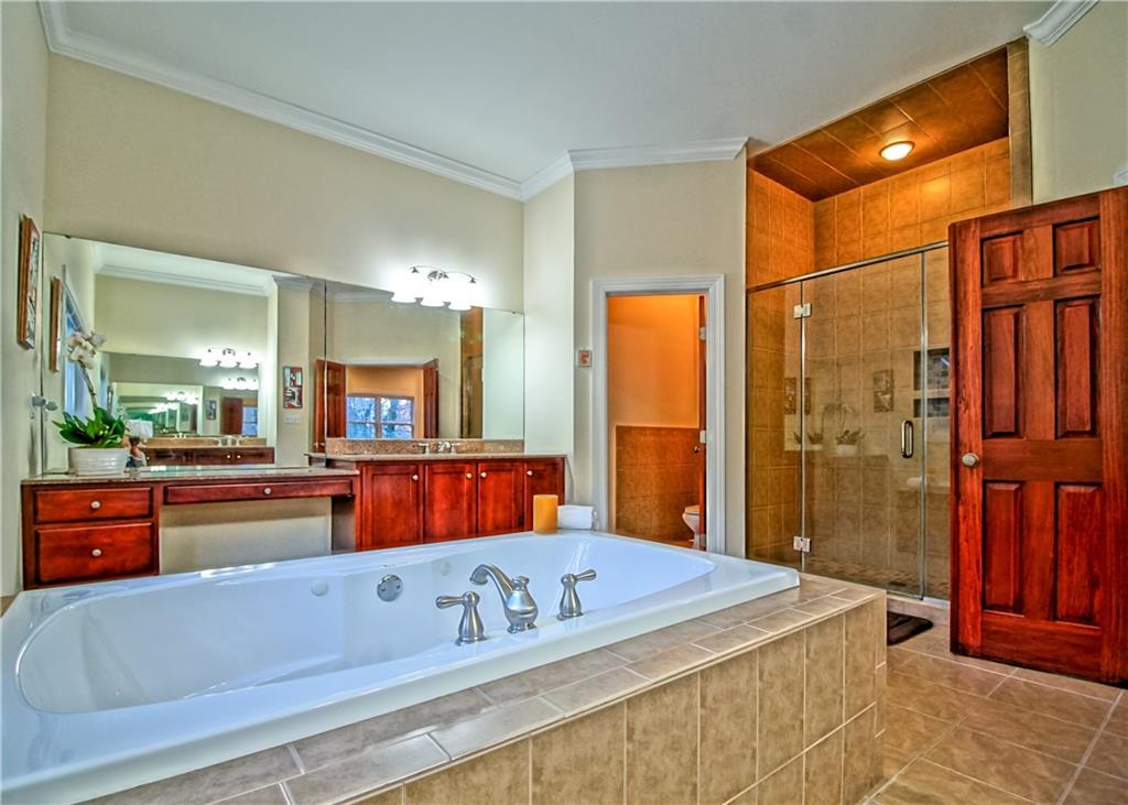 139 Guyasuta Road Pittsburgh, PA 15215 - Photo 10 of 25 Gallery Image 10