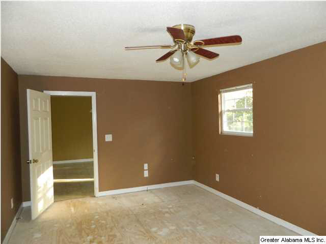 8973 Stouts Road Kimberly, AL 35091 - Photo 4 of 10