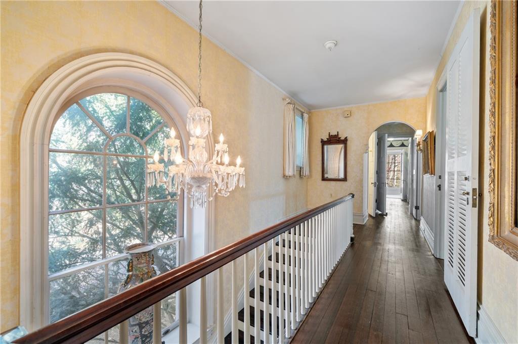 9 Little Sewickley Creek Road Sewickley, PA 15143 - Photo 21 of 34 a view of a interior of the house