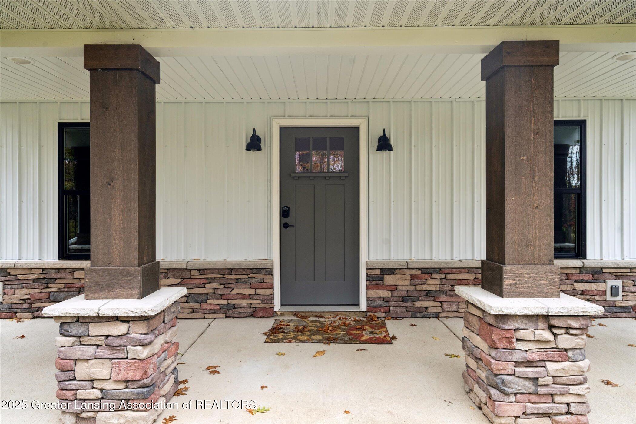 6706 East Price Road St. Johns, MI 48879 - Photo 4 of 50 05-6706-E-Price-Rd-WindowStill-Photograp