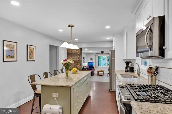 $485,000 | 5 Shawnee Trail, Shamong, NJ 08088