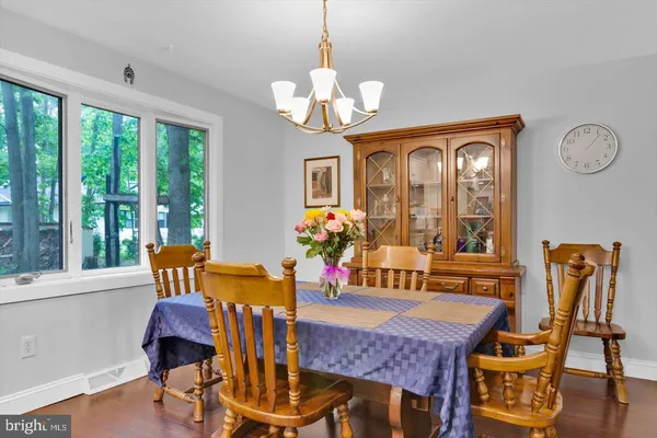 $485,000 | 5 Shawnee Trail, Shamong, NJ 08088
