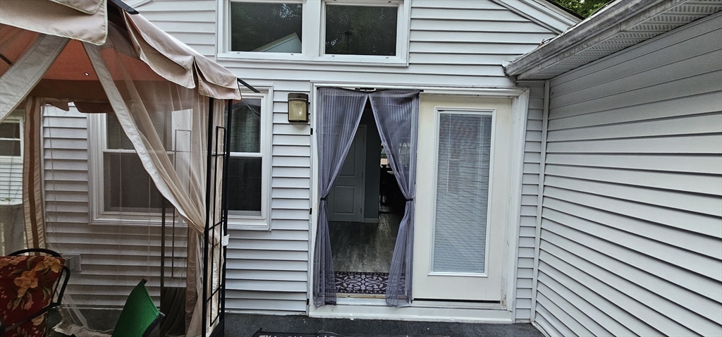 102 Hartness Road Sutton, MA 01590 - Photo 10 of 41