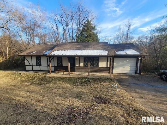 $149,500 | 12 Edgewood Lane, Belleville, IL 62223