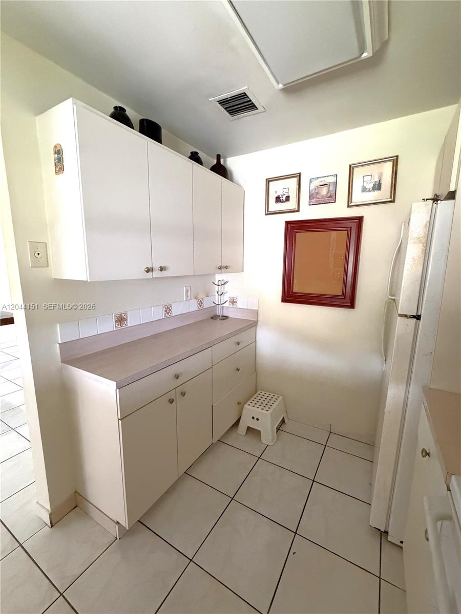 14725 Southwest 86th Lane Miami, FL 33193 - Photo 19 of 32