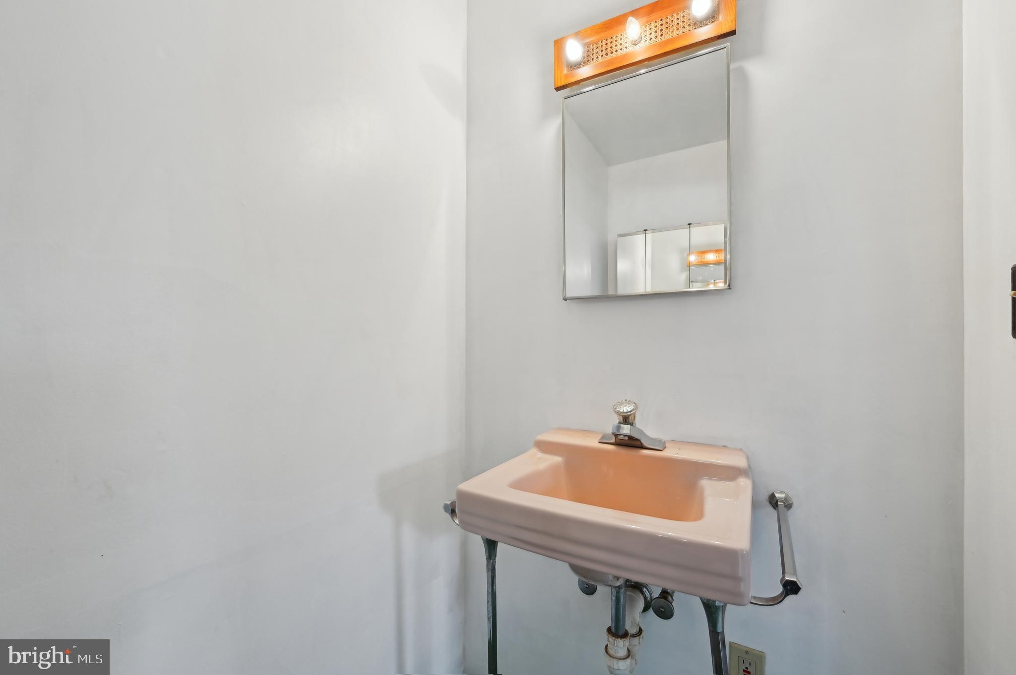 6165 Hanover Road Hanover, MD 21076 - Photo 49 of 91 Lower Level Half Bath