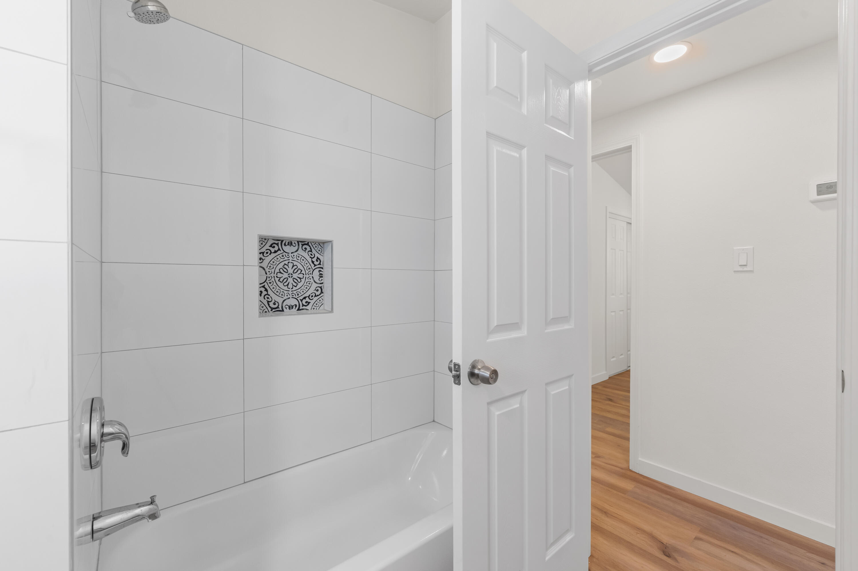 15593 M Street Mojave, CA 93501 - Photo 34 of 53 a bathroom with a shower