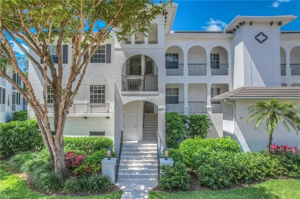 $1,349,000 | 820 Bentwater Circle, Unit 101, Naples, FL 34108