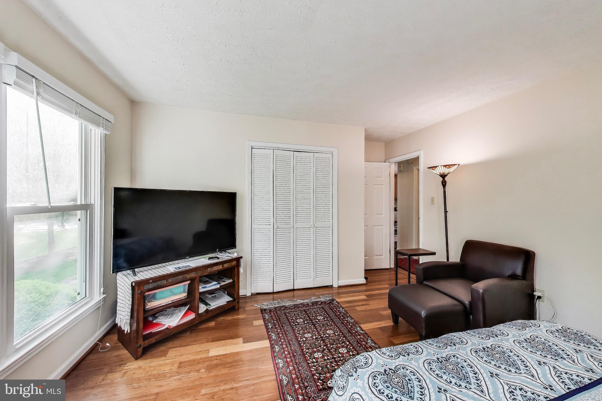 7726 Seven Locks Road Bethesda, MD 20817 - Photo 10 of 35