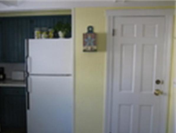 20 Dunn Road Revere, MA 02151 - Photo 6 of 16 Gallery Image 6