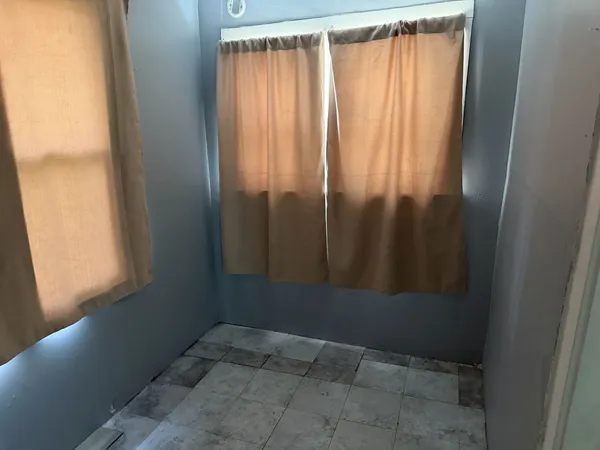 $1,650 | 10108 South State Street, Chicago, IL 60628