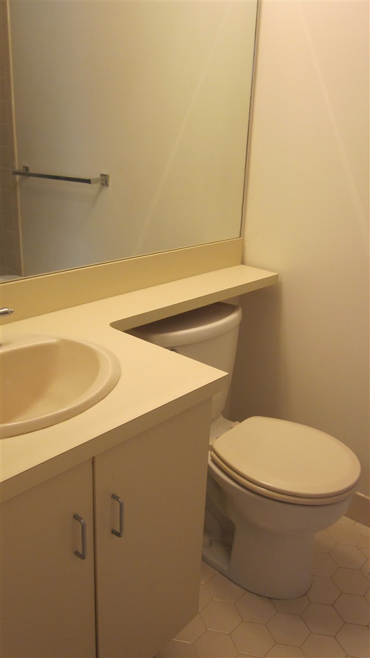 112 Middlesex Road, Unit 112 Merrimack, NH 03054 - Photo 10 of 20