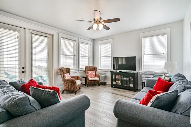 $559,500 | 4241 Pointe W Drive, Unit 203, Galveston, TX 77554