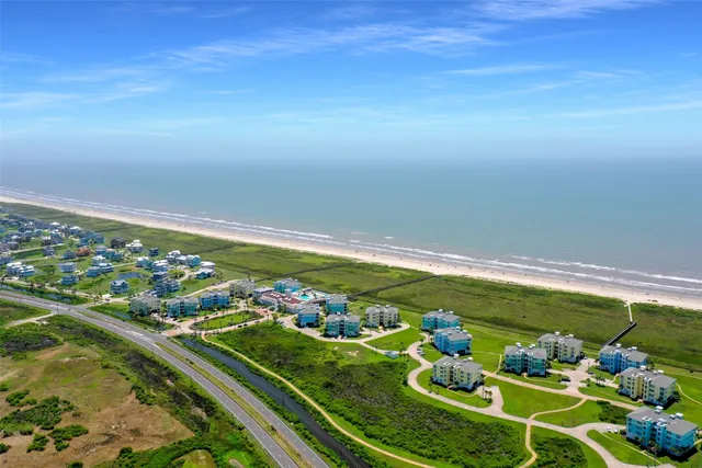 $559,500 | 4241 Pointe W Drive, Unit 203, Galveston, TX 77554