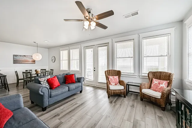 $559,500 | 4241 Pointe W Drive, Unit 203, Galveston, TX 77554