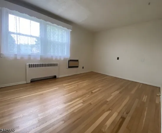 $2,200 | 1968 Vauxhall Road, Union, NJ 07083