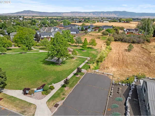 $370,000 | 4097 Gemini Drive, La Grande, OR 97850