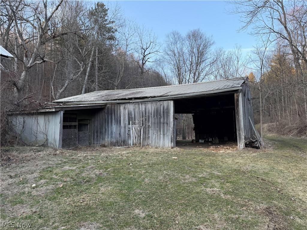 6809 Leonhard Hill Road Southwest Port Washington, OH 43837 - Photo 18 of 21