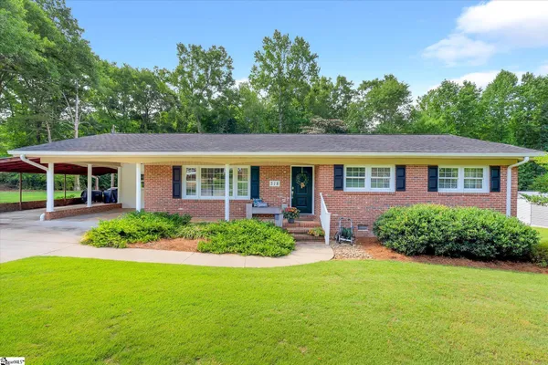 $329,000 | 318 Gilstrap Drive, Liberty, SC 29657