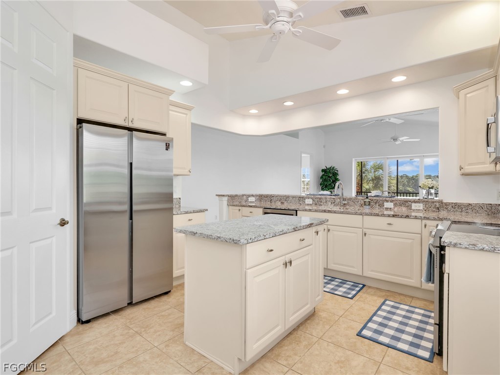 6422 Legacy Circle, Unit 704 Naples, FL 34113 - Photo 16 of 49