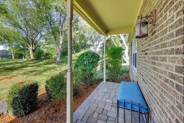 $4,500 | 21301 North Woodland Avenue, Barrington, IL 60010