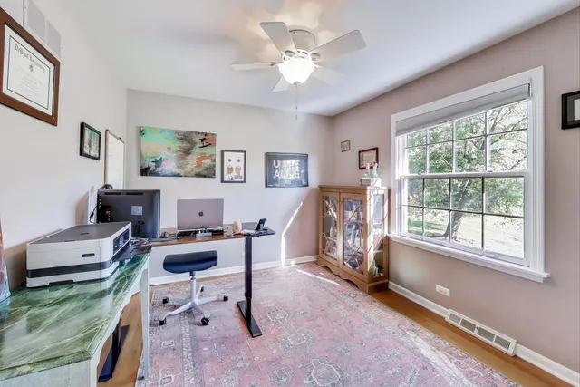 $4,500 | 21301 North Woodland Avenue, Barrington, IL 60010