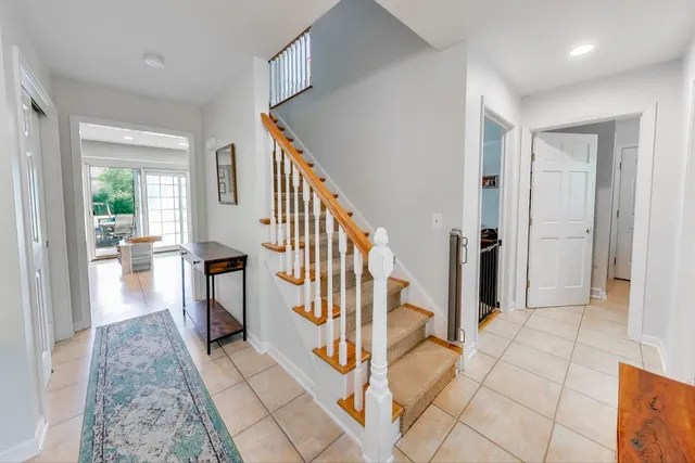 $4,500 | 21301 North Woodland Avenue, Barrington, IL 60010