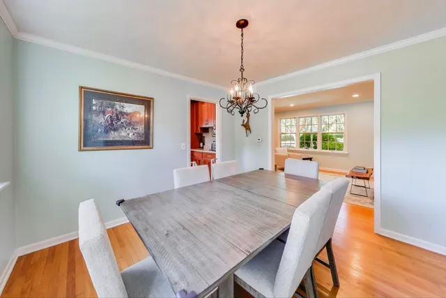 $4,500 | 21301 North Woodland Avenue, Barrington, IL 60010