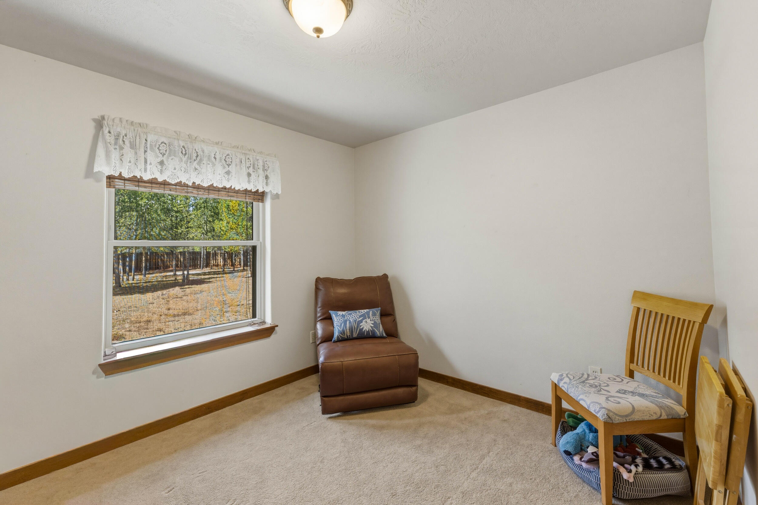 145343 Birchwood Road La Pine, OR 97739 - Photo 22 of 59 Office/Den