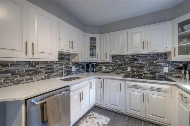 $550,000 | 5914 Granada Street, Fairway, KS 66205