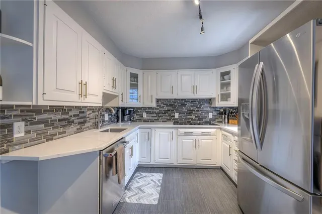 $550,000 | 5914 Granada Street, Fairway, KS 66205