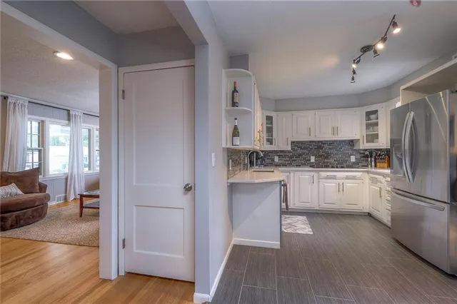 $550,000 | 5914 Granada Street, Fairway, KS 66205