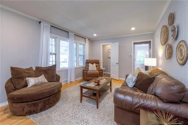 $550,000 | 5914 Granada Street, Fairway, KS 66205