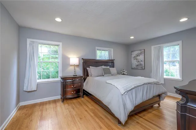 $550,000 | 5914 Granada Street, Fairway, KS 66205