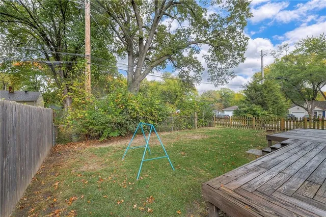 $550,000 | 5914 Granada Street, Fairway, KS 66205