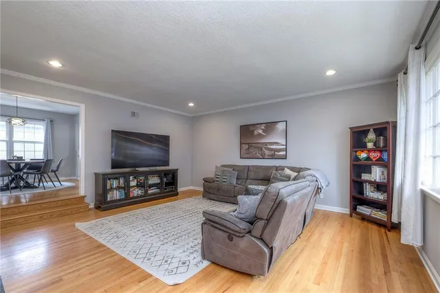 $550,000 | 5914 Granada Street, Fairway, KS 66205