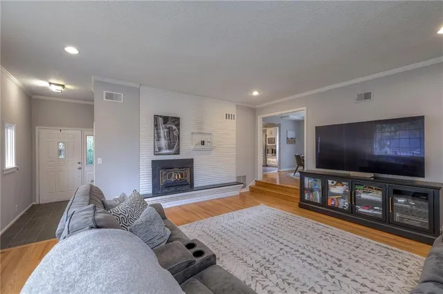 $550,000 | 5914 Granada Street, Fairway, KS 66205