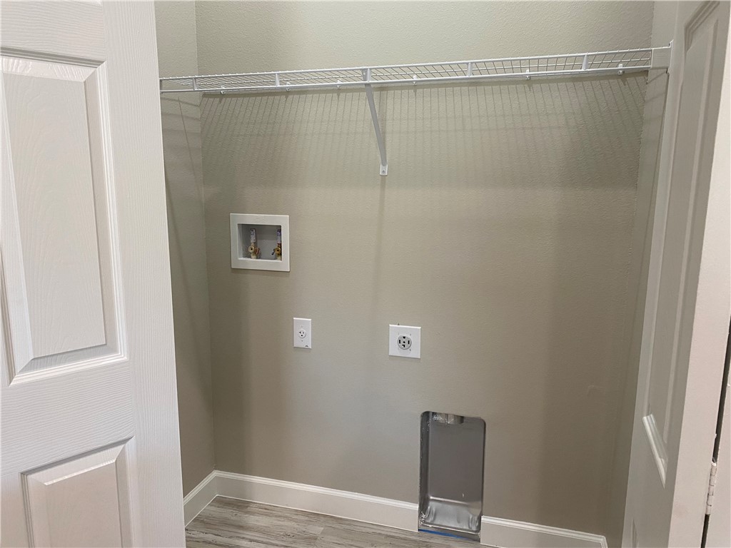 109 Aetna Street, Unit B Sebastian, FL 32958 - Photo 11 of 26 a bathroom with a shower
