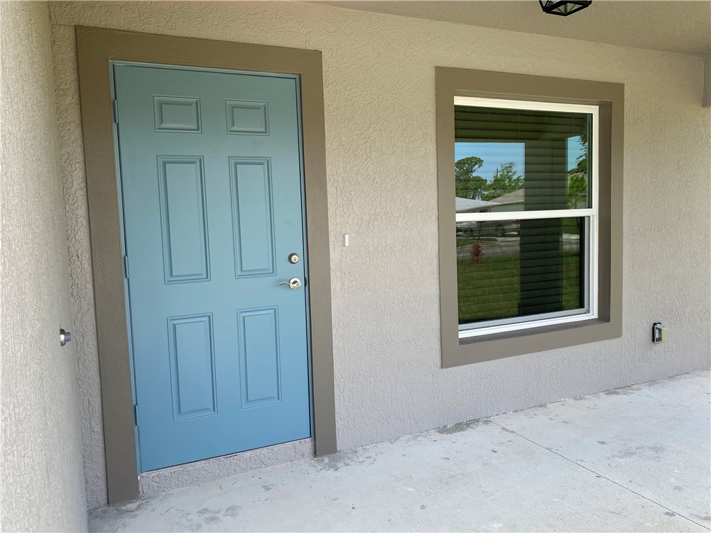 109 Aetna Street, Unit B Sebastian, FL 32958 - Photo 2 of 26