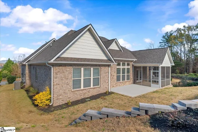 $479,900 | 18 Double Crest Drive, Taylors, SC 29687