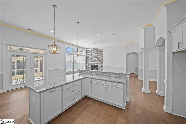 $479,900 | 18 Double Crest Drive, Taylors, SC 29687