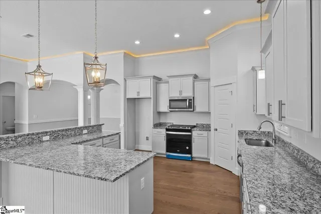 $479,900 | 18 Double Crest Drive, Taylors, SC 29687