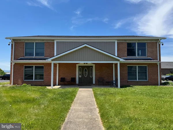 $1,295 | 235 South Ridge Avenue, Unit G, Greencastle, PA 17225