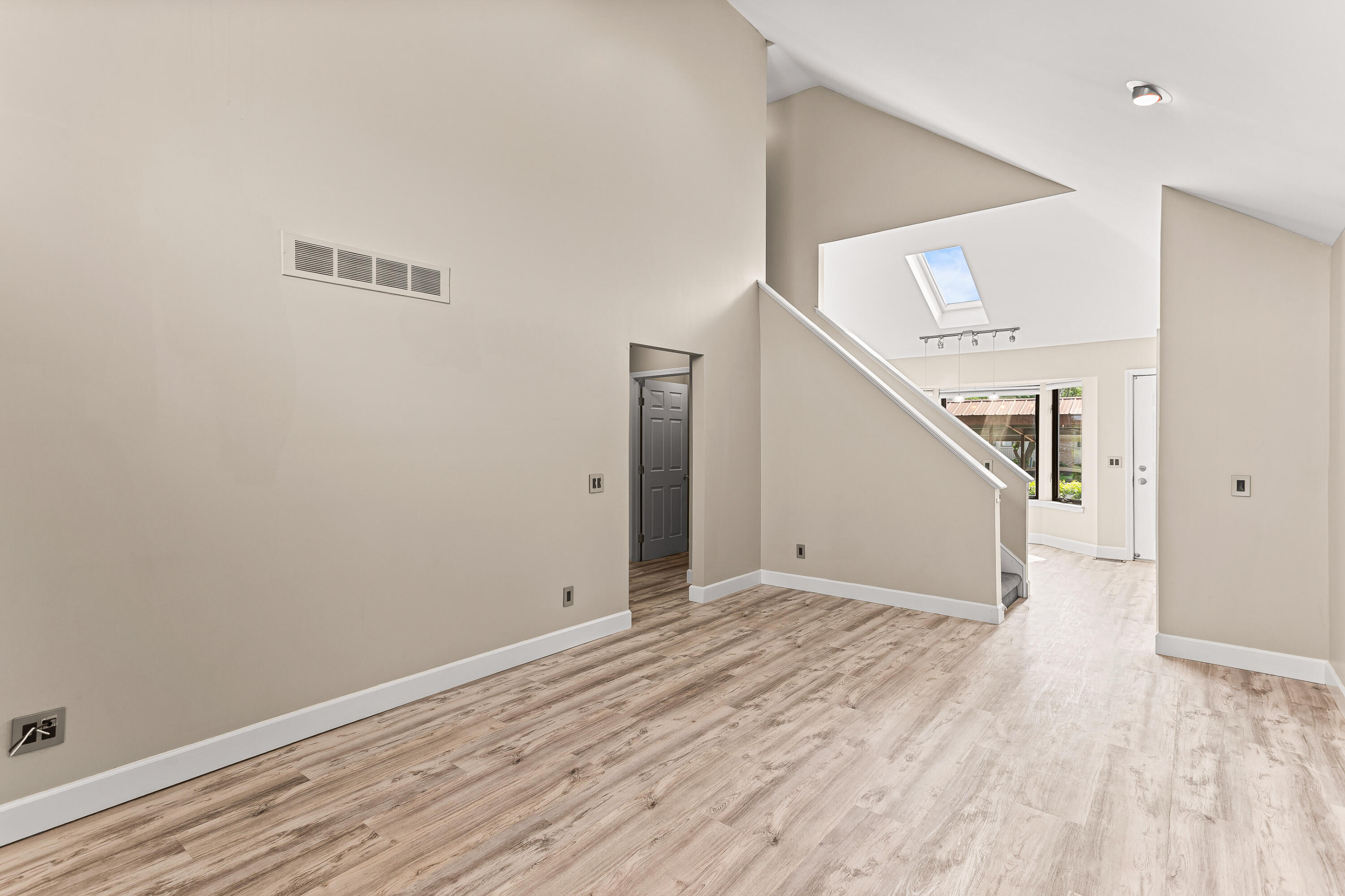 57187 Silver Maple Washington, MI 48094 - Photo 21 of 41 IMG_5714